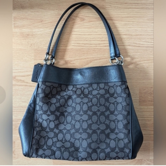 Coach Lexy shoulder bag & matching wallet - Picture 2 of 14